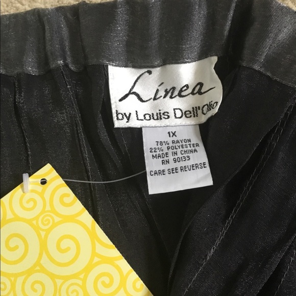 Beautiful New Metallic Silver Pleated Skirt - Picture 7 of 7